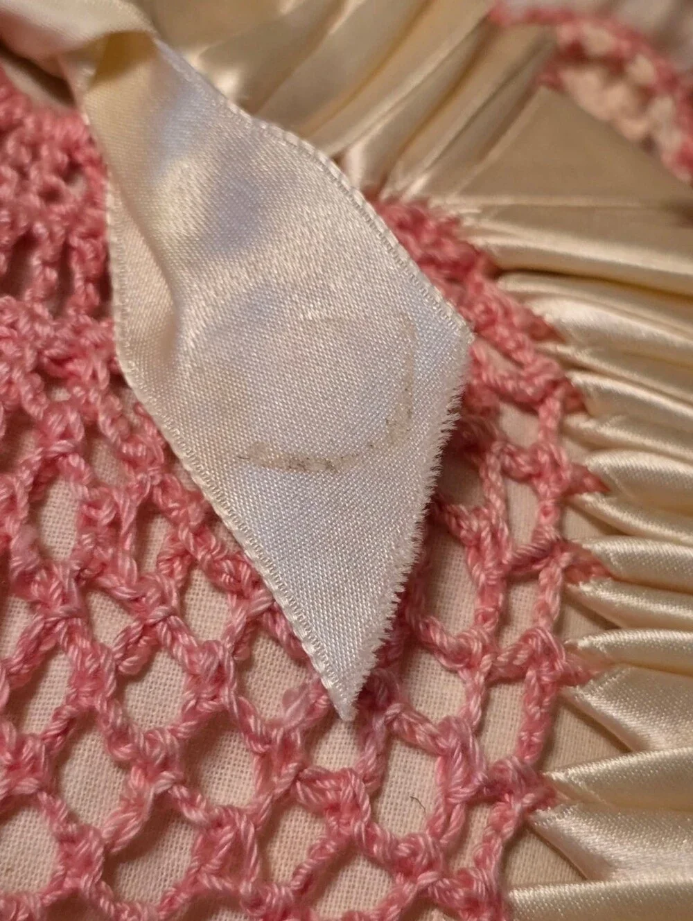 Vintage puffy crochet